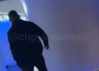 В Краснодаре мужчина ворвался в женский туалет и напал на посетительницу