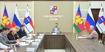 Мэр Сочи Андрей Прошунин провел личный прием граждан