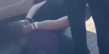 Краснодарцы с лопатами и дубинками задержали подозреваемого в грабеже