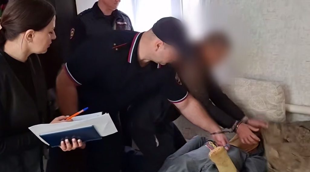 Житель Краснодарского края избил и задушил собственную мать