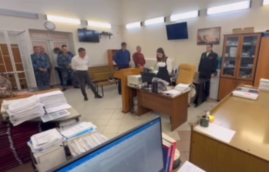 В Новороссийске три человека украли 146 млн рублей при строительстве причалов
